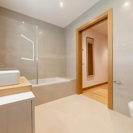 B61 - Galvao Apartment D In Lagos *