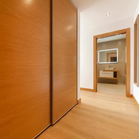 B61 - Galvao Apartment D In Lagos Daire