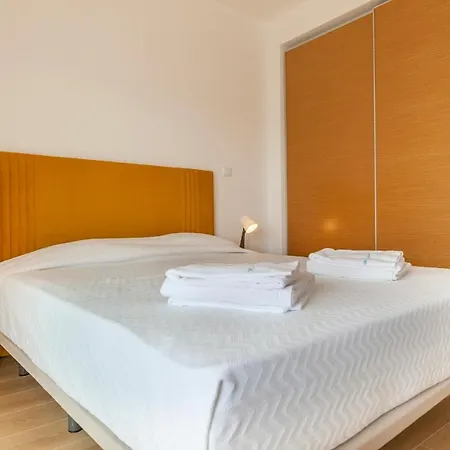 B61 - Galvao Apartment D In Lagos
