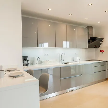 B61 - Galvao Apartment D In Lagos